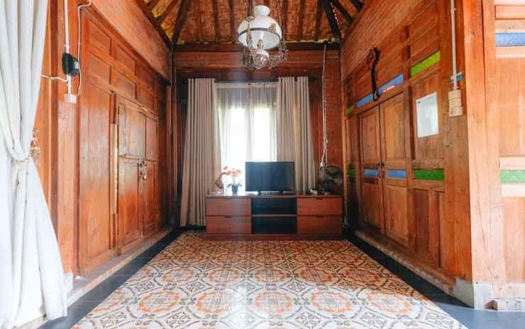 Севон: Anugro's Homestay By The Grand Java