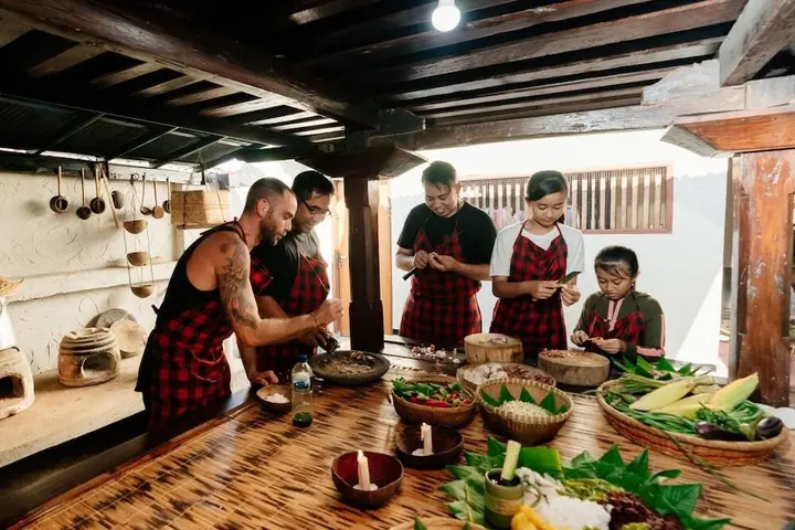 Табанан: BAKUNGAN diJero Homestay