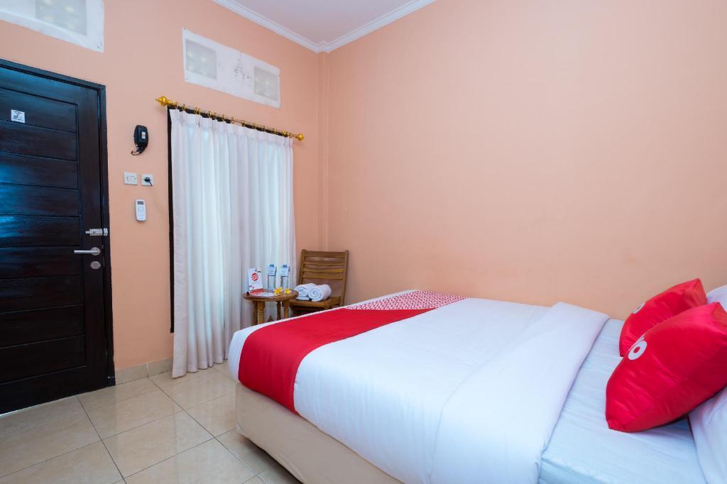 Матарам: OYO 1492 Rupaqa Hotel