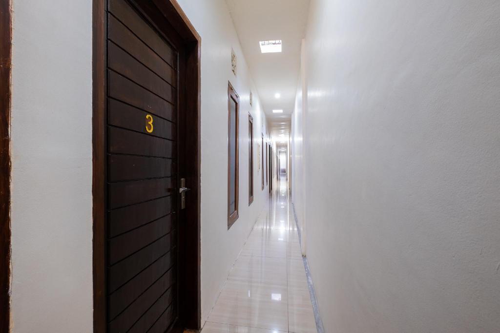 Сенджиги: OYO 1695 Royal Senggigi Hotel