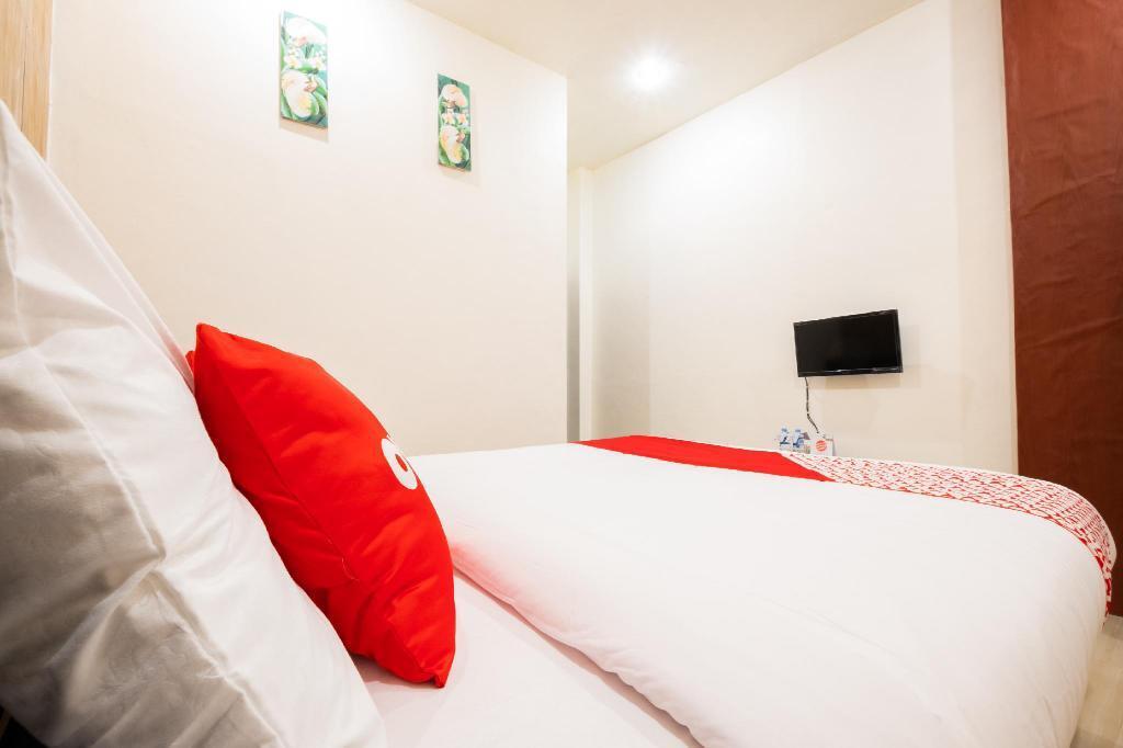 Сенджиги: OYO 1695 Royal Senggigi Hotel