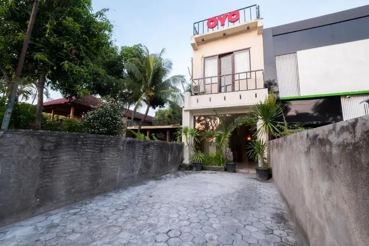 Сенджиги: OYO 1695 Royal Senggigi Hotel