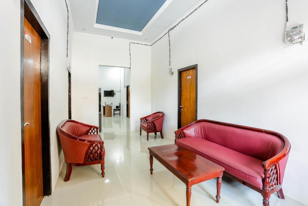 Матарам: SPOT ON 1784 TNC Residence Syariah