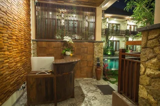 Сукавати: The Mudru Resort by Pramana Villas