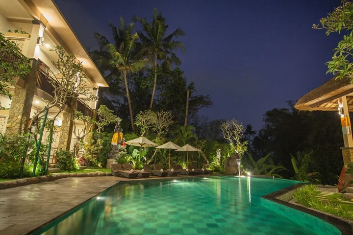 Сукавати: The Mudru Resort by Pramana Villas