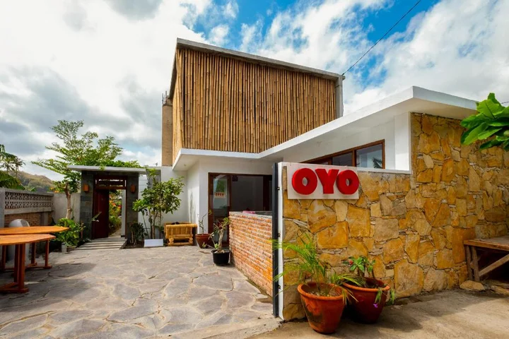 Прайя: OYO 1493 Surya Villa