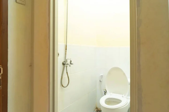 Тангеранг: RedDoorz near CBD Ciledug