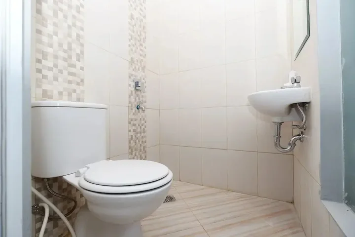 Семаранг: Oyo Flagship 2124 Kars Inn Semarang