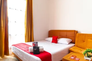 Джакарта: RedDoorz near Cipinang Indah Mall