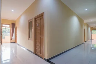 Банджанбару: RedDoorz Plus near Syamsudin Noor Airport 3