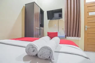 Банджанбару: RedDoorz Plus near Syamsudin Noor Airport 3