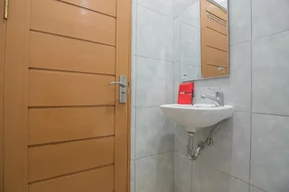 Банджанбару: RedDoorz Plus near Syamsudin Noor Airport 3