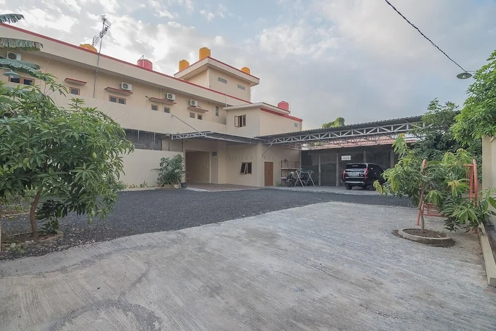 Банджанбару: RedDoorz Plus near Syamsudin Noor Airport 3