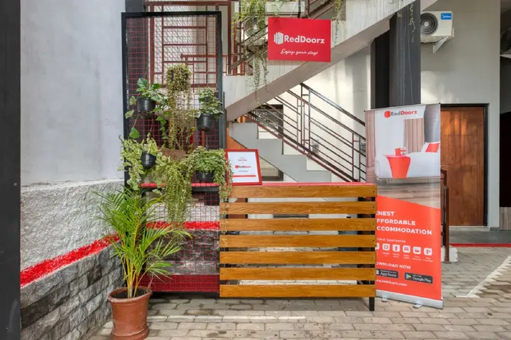 RedDoorz Syariah @ Jl. Cengger Ayam Dalam — фото 1