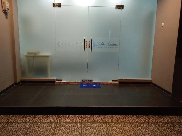 Семаранг: RedDoorz near Gajah Mada Street Semarang