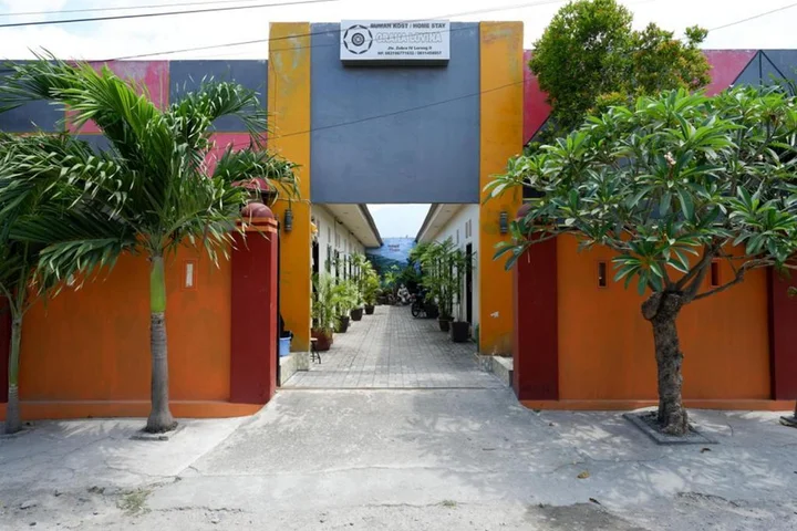 Палу: RedDoorz near Mutiara SIS Al Jufrie Airport Palu