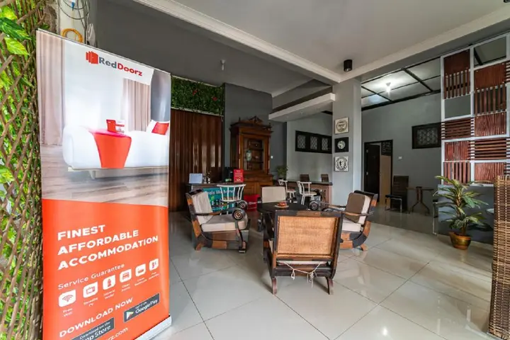 Маланг: RedDoorz Syariah near RRI Malang