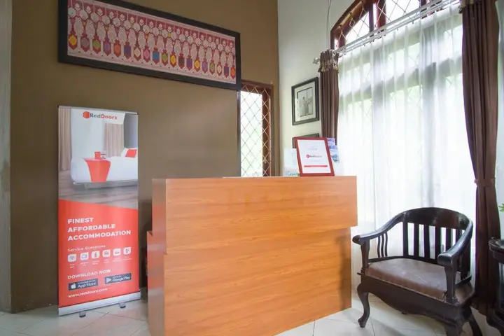 RedDoorz Syariah near Ngade Lake — фото 3