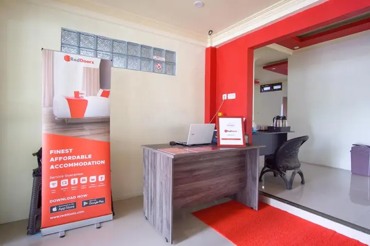 Тернате: RedDoorz near Taman Kota Ternate