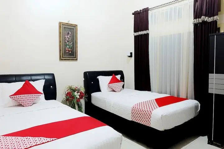 Муара Бунго: OYO 1426 Assyifa Hotel