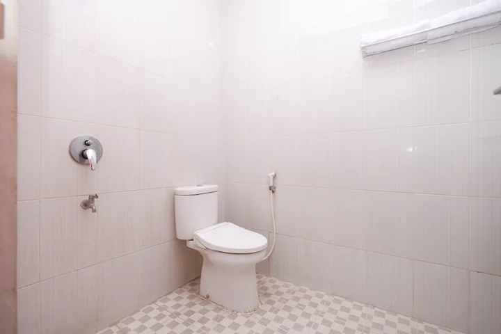 Суракарта: OYO 1532 Mawar Indah Hotel