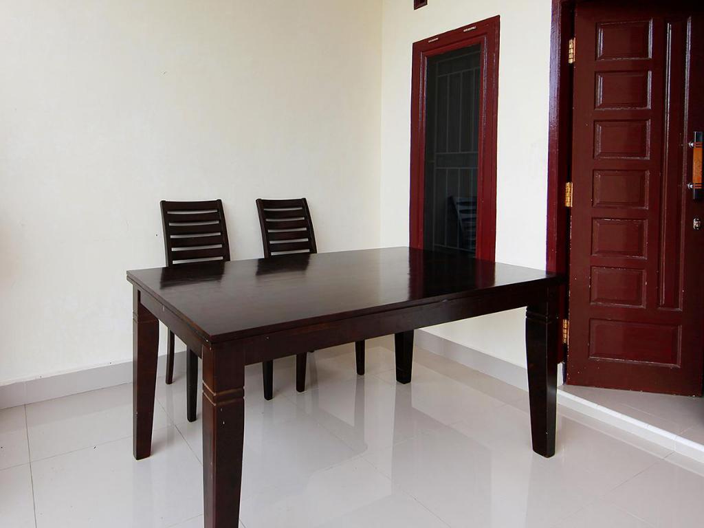 Озеро Тоба: OYO 1694 Pariban Homestay