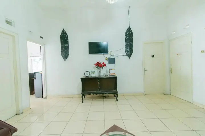 Сукабуми: SUPER OYO 1707 Hotel Mustika Widyasari