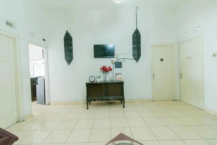 Сукабуми: SUPER OYO 1707 Hotel Mustika Widyasari