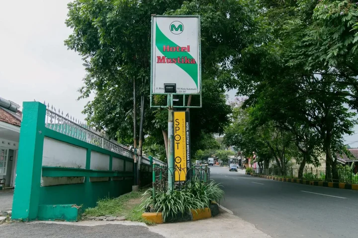 Сукабуми: SUPER OYO 1707 Hotel Mustika Widyasari