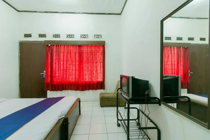 Сукабуми: SUPER OYO 1707 Hotel Mustika Widyasari