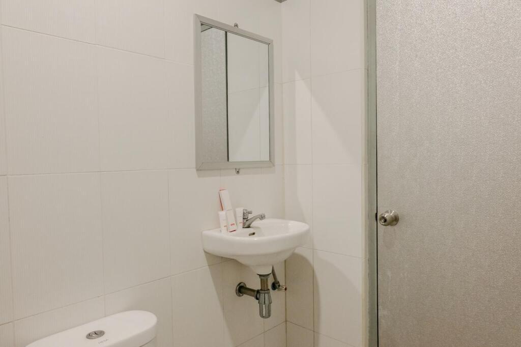 Маланг: OYO 1289 Cbr Residence