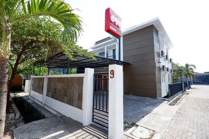 Семаранг: OYO 1565 Palebon Residence