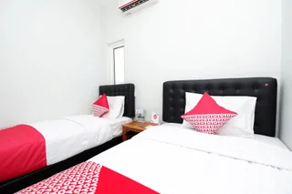 Семаранг: OYO 1565 Palebon Residence