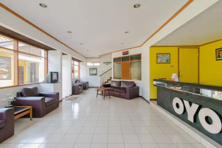 OYO 1996 Koneng Hotel — фото 2