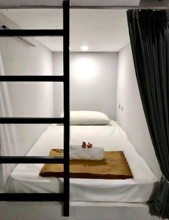 Кута: Hotel Sunset Capsule Hostel