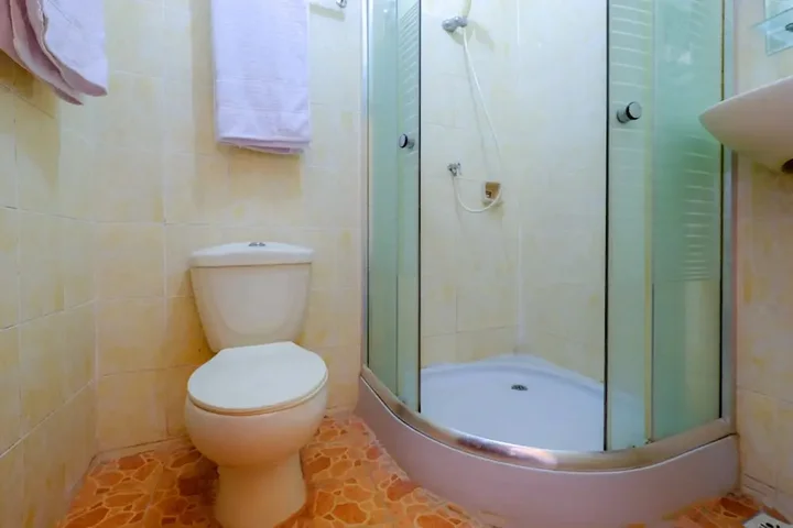 Сенджиги: SPOT ON 2185 Hotel Elen