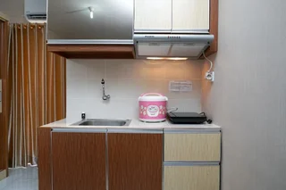 Депок: Modern Studio Apartment at Cinere Resort
