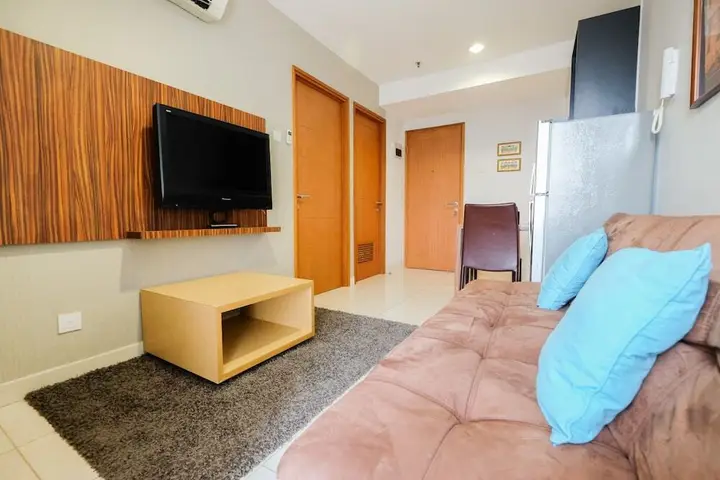 2br Apartment at Cinere Bellevue Suites Near Shopping Mall — фото 3