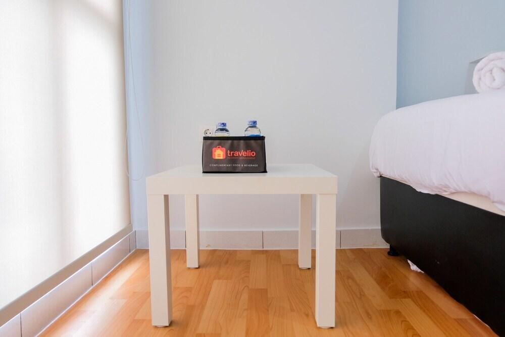 Homey Studio Room At Casa De Parco Apartment By Travelio — фото 2
