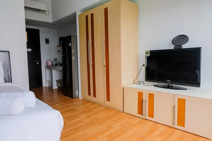 Homey Studio Room At Casa De Parco Apartment By Travelio — фото 4