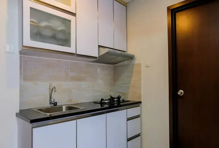 Legok: Cozy 1BR Unit Saveria Apartment