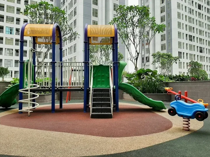 Legok: Comfy 2BR at M-Town Residence Apartment