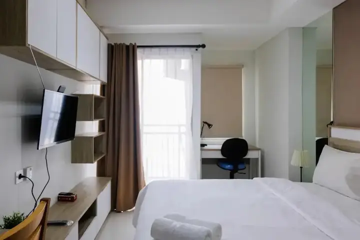 Simply Minimalist Studio Apartment at Springwood Residence — фото 2