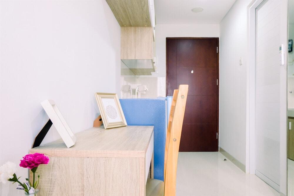 Brand New Compact Modern Studio Springwood Apartment — фото 1