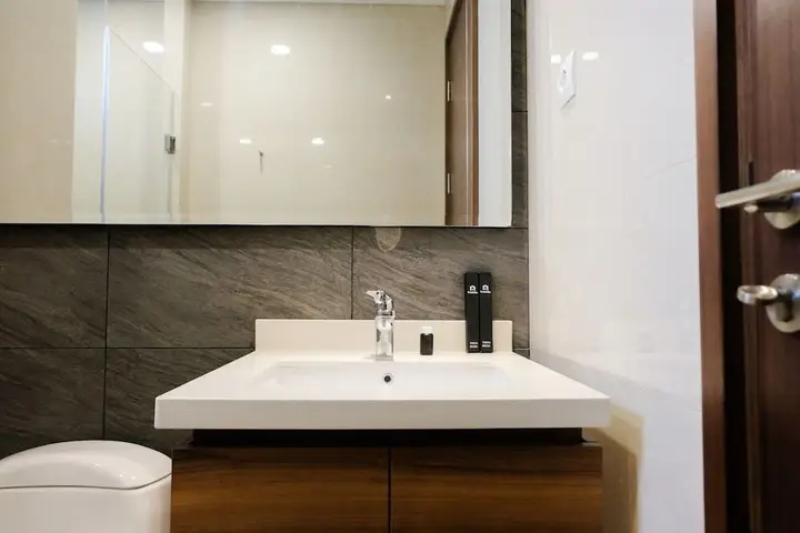 Luxurious 1Br At Marigold Nava Park Apartment — фото 3
