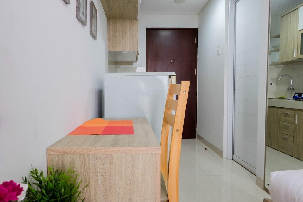 Тангеранг: Cozy Studio Room Apartment at Springwood Residence