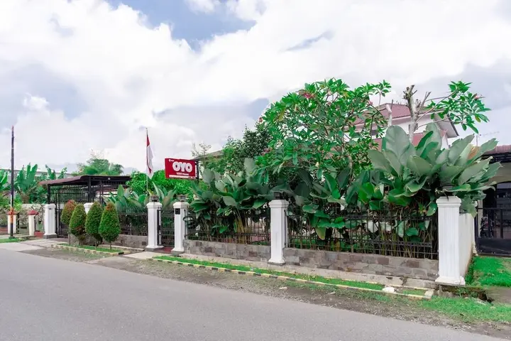 Медан: OYO 1632 1000 House Syariah