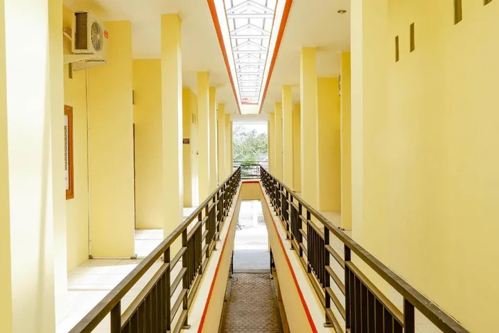Суракарта: Oyo 1553 Anmi Guest House