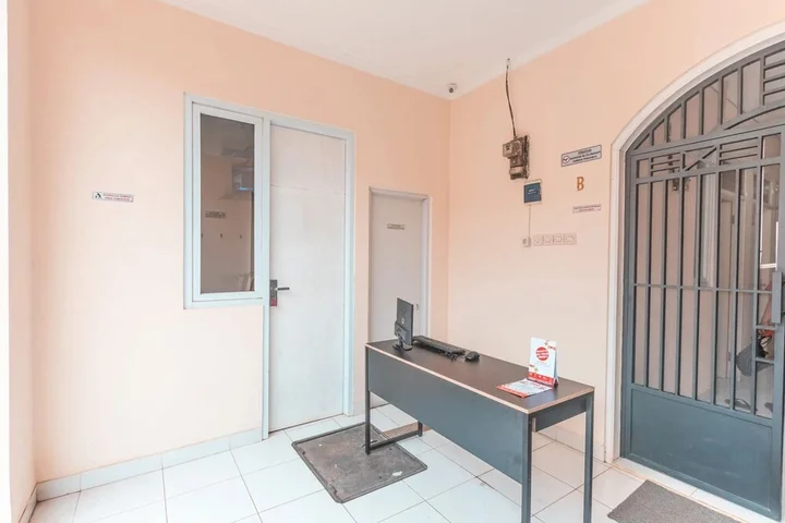 Депок: OYO 1841 Kathyrn Residence