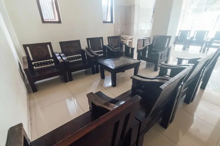 Амбон: OYO 1872 Sakinah Grand Soabali Hotel
